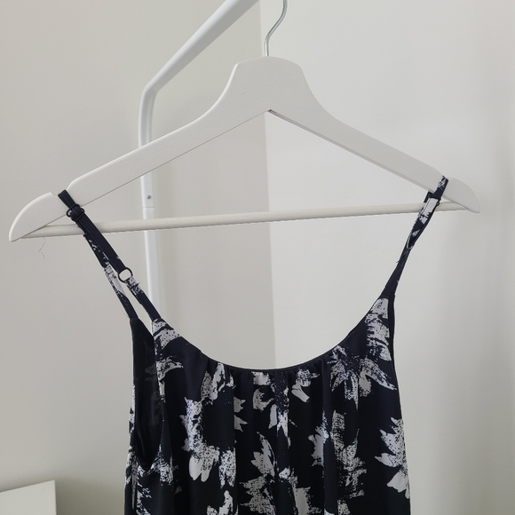 Tunic Style Dress - Picture 4 of 5